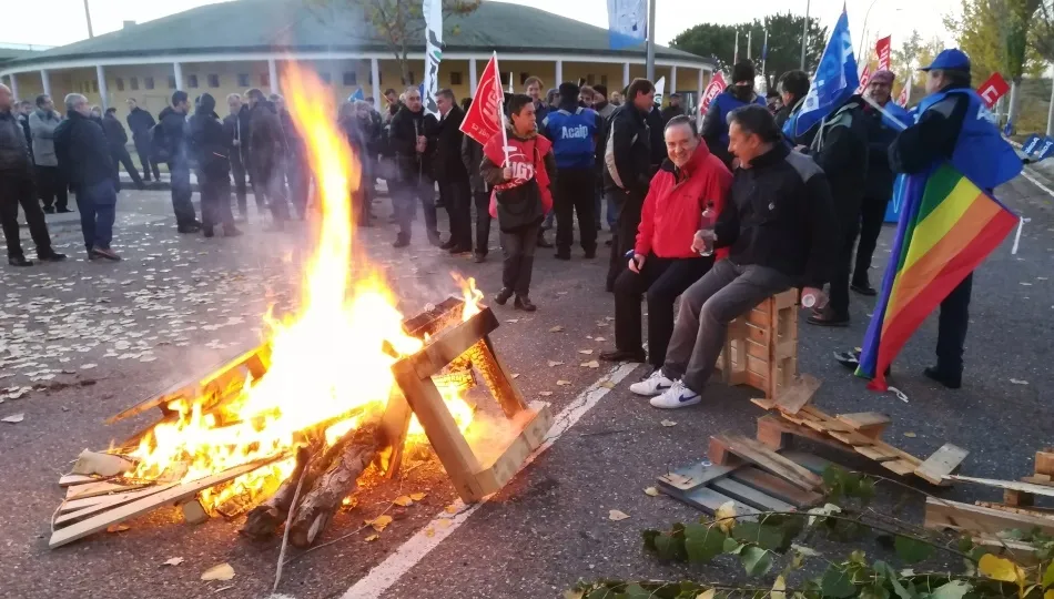 Una de las protestas convocadas por los sindicatos que representan a los funcionarios de la cárcel de Topas