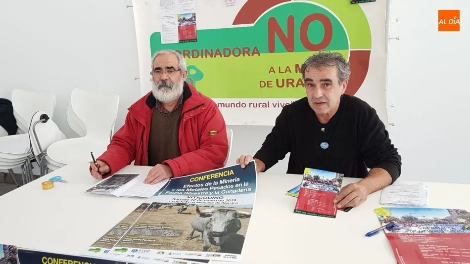 Felipe Yuste y Matías Mayordomo explican las actividades de la coordinadora para enero