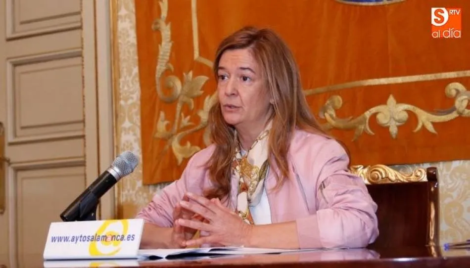 La concejala de Educación, Carmen Sánchez Bellota, en una rueda de prensa