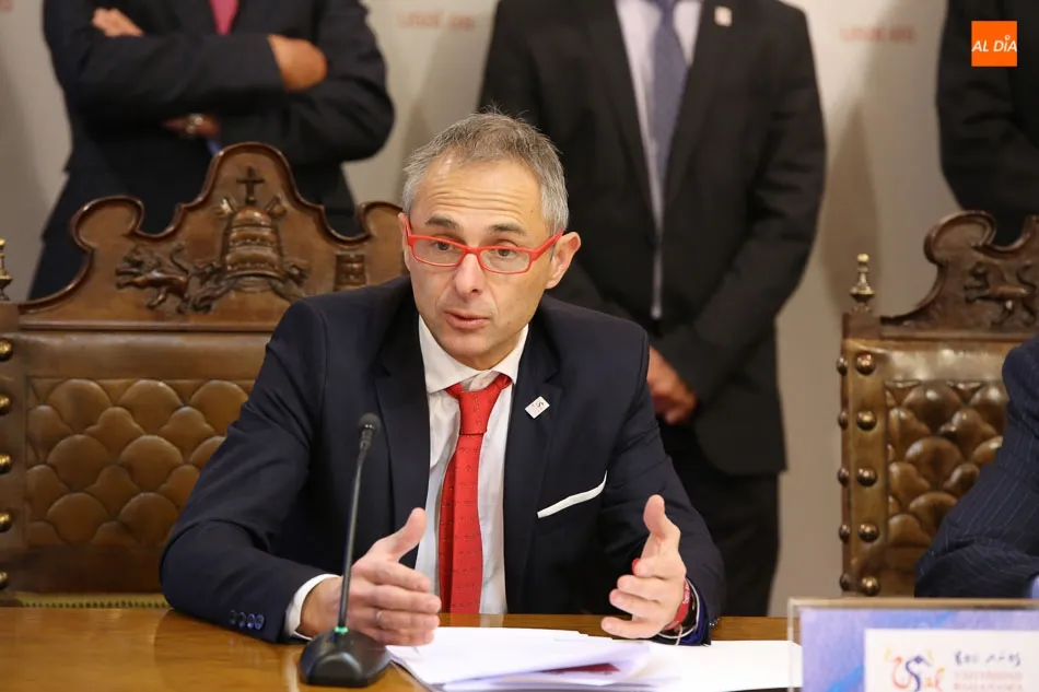 El rector, Ricardo Rivero, será investido matancero de honor en hombre de la Universidad de Salamanca