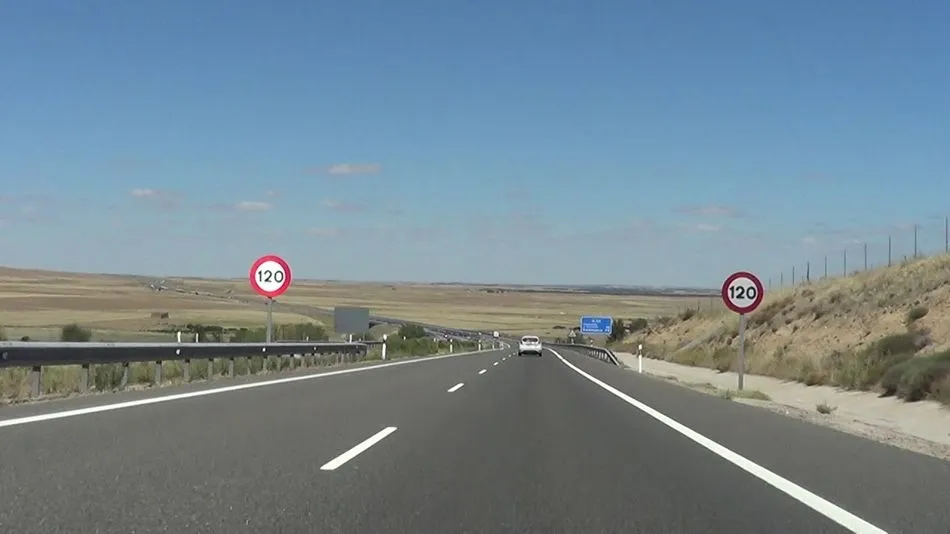 El motorista sufrió una caída en la autovía A-50