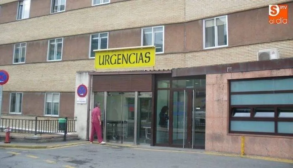 Entrada del servicio de Urgencias del Hospital Clínico Universitario