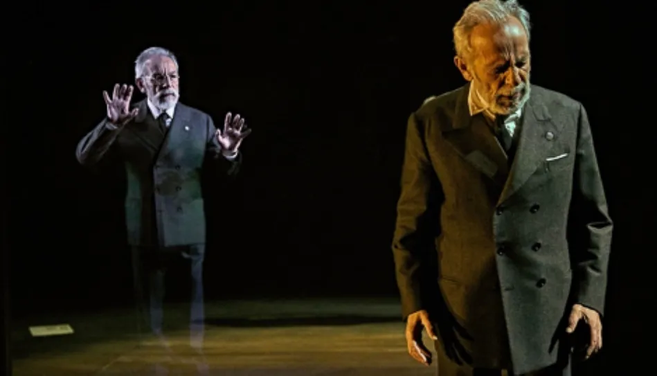 Dirigida por Carl Fillion y el propio José Luis Gómez, es una coproducción de la Universidad de Salamanca, Teatro La Abadía y el Ayuntamiento de Salamanca