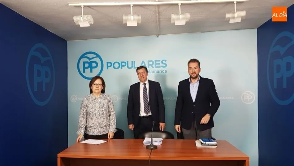 María Jesús Moro, José Antonio Bermúdez de Castro y Bienvenido de Arriba