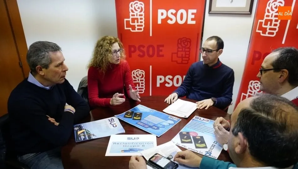 David Serrada, diputado del PSOE por Salamanca, en su reunión con representantes del Sindicato Unificado de Policía (SUP)