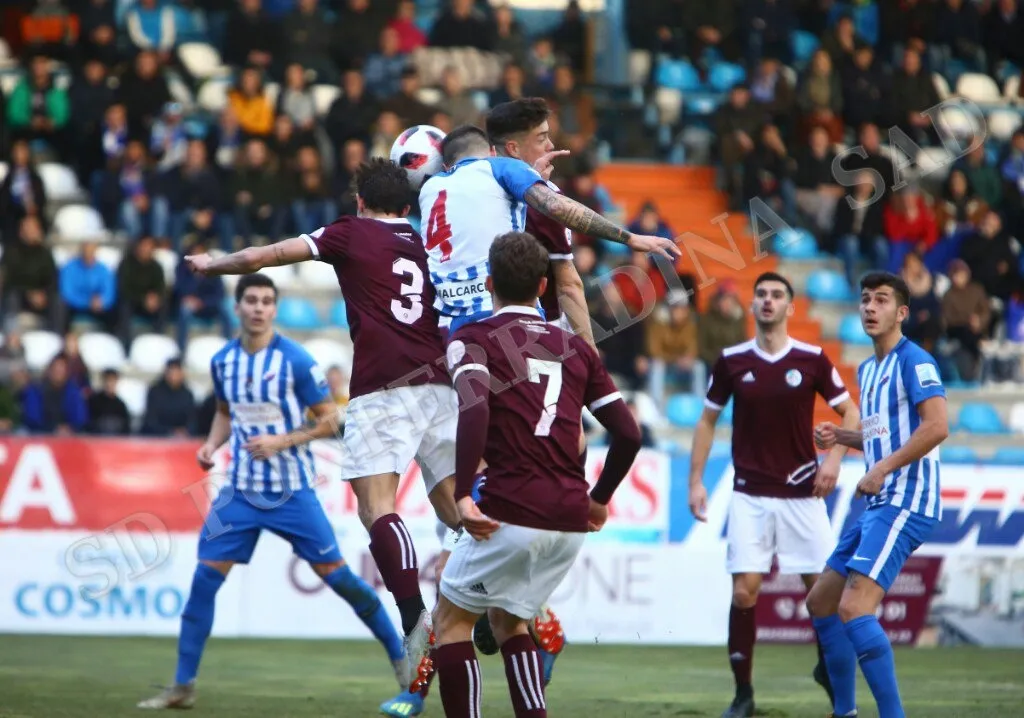 Una disputa aérea entre ambos equipos