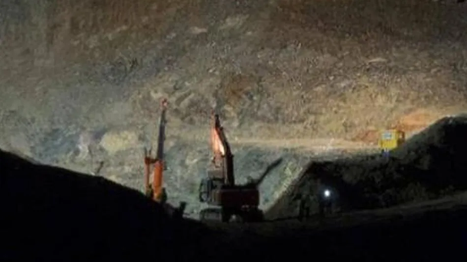 Trabajos junto al pozo en el que se encuentra Julen. Foto El Norte de Castilla