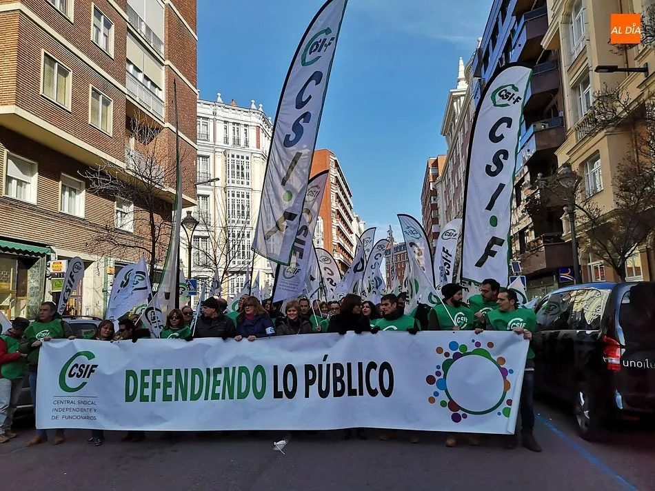 La manifestación ha recorrido las calles del centro histórico de Valladolid