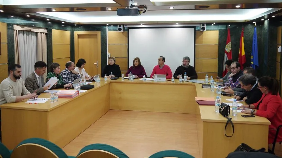 Un momento del pleno ordinario celebrado en el Ayuntamiento de Carbajosa