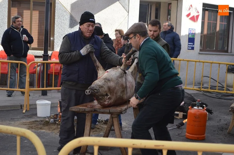 Los juegos y la matanza marcan el inicio de los festejos de San Blas