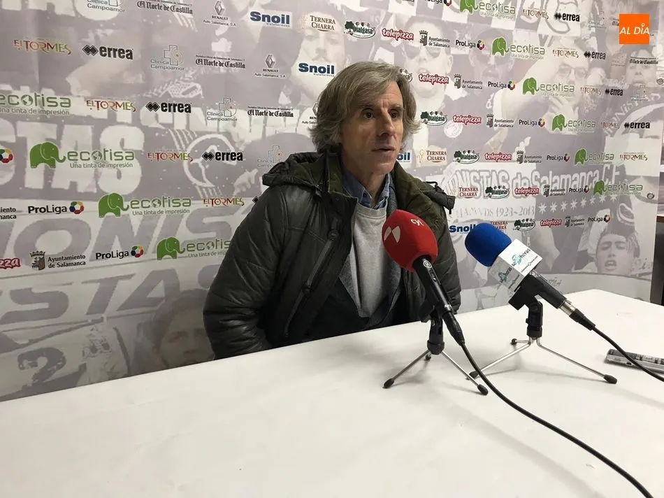 Roberto Aguirre, en rueda de prensa