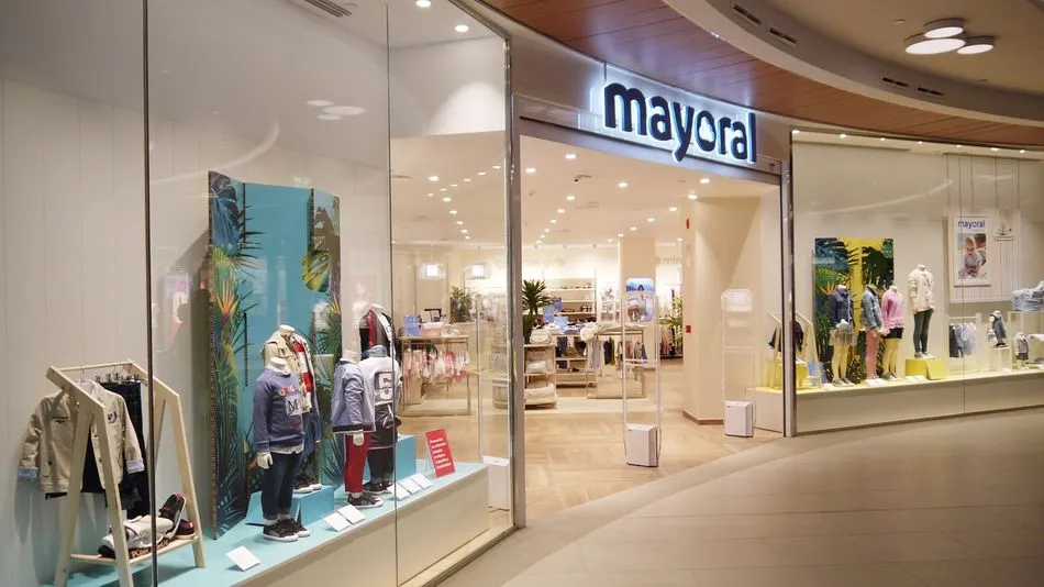 Nueva tienda Mayoral en el Centro Comercial El Tormes  