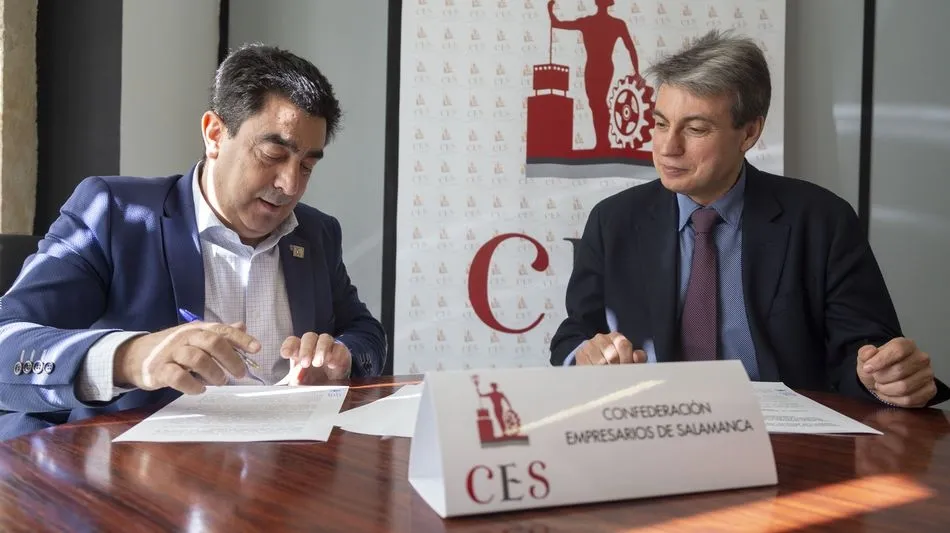 José Vicente Martín Galeano, presidente de CES, y Policarpo Sánchez, presidente de la Asociación Salvar el Archivo