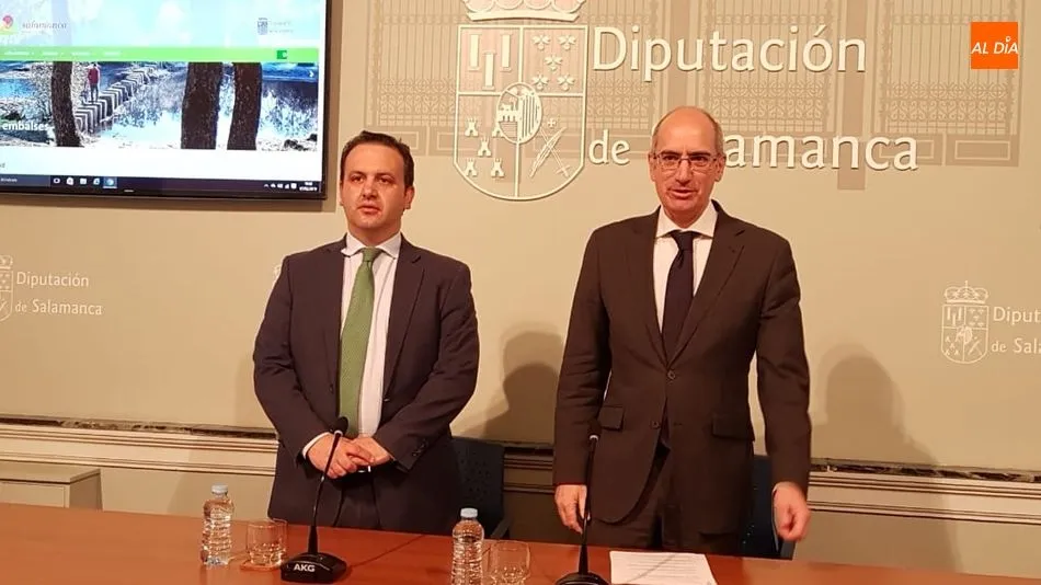 El diputado de Turismo y el presidente de la Diputación presentan la nueva web