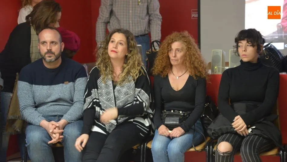 Familiares de Pepita Mena han estado presentes en el homenaje. Foto: Lydia González