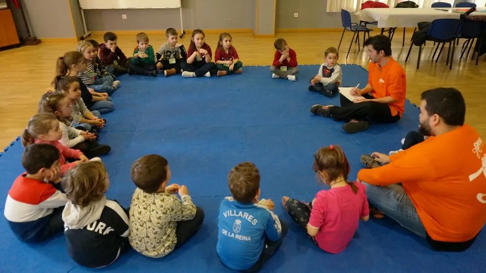 Taller de animación a la lectura para los niños de Villares de la Reina