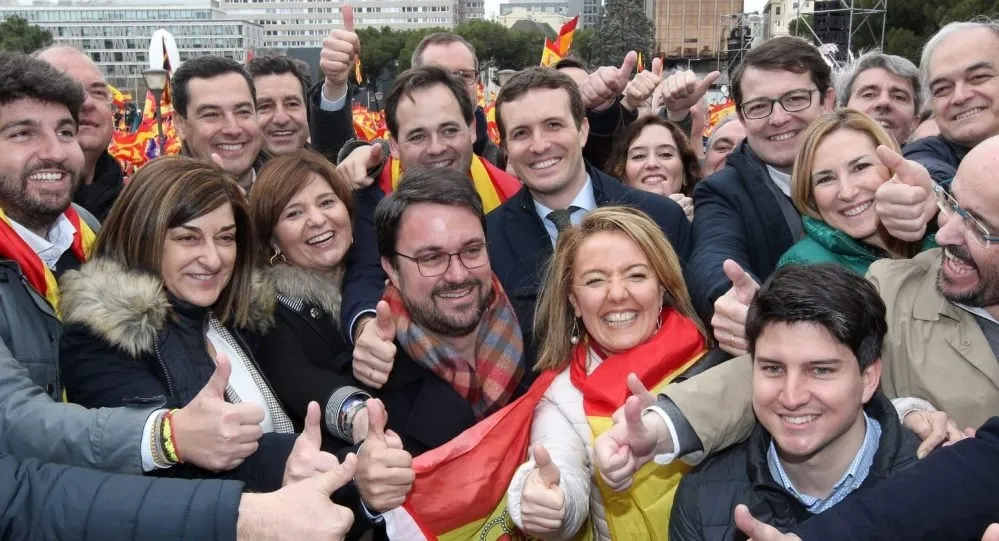 Representantes del PP en la manifestación de este domingo en Madrid. Foto PP CyL