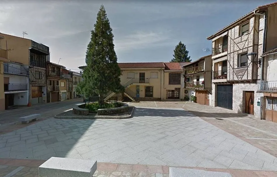 Podemos vuelve a protestar por la falta de secretario en el Ayuntamiento de Garcibuey