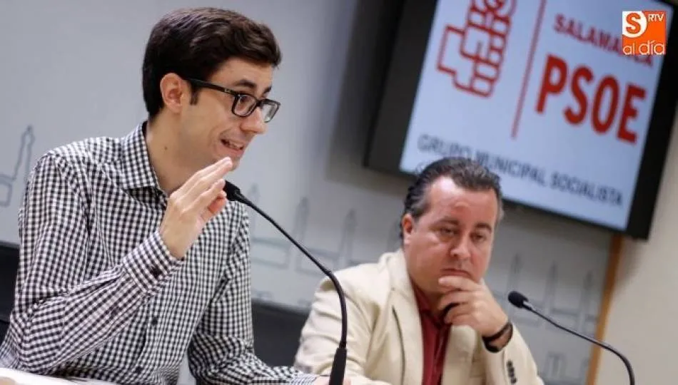 José Luis Mateos, portavoz del Grupo Municipal Socialista, a la izquierda