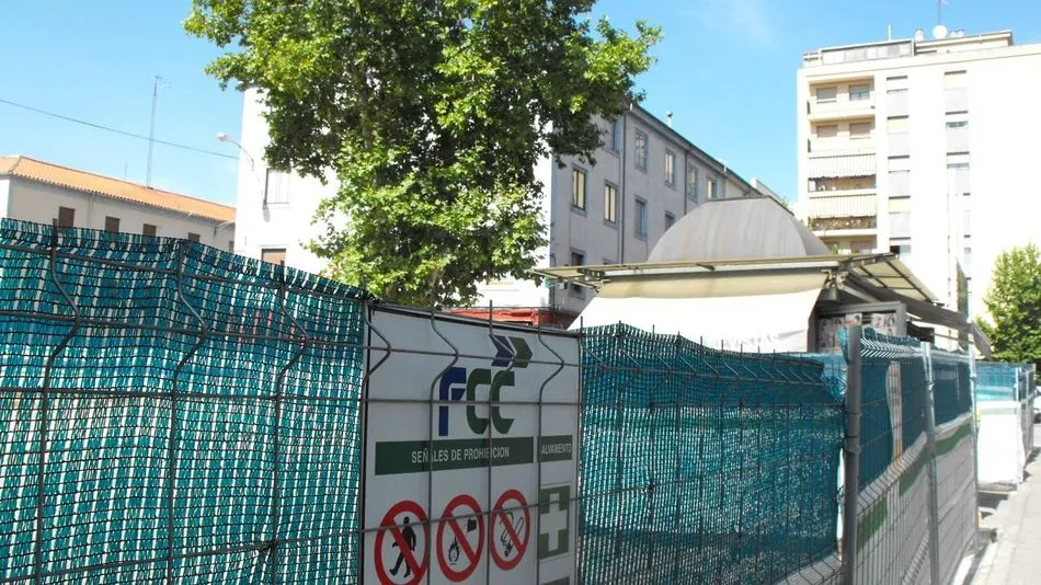 Obras en el lugar que ocupaba el antiguo colegio Victoria Adrados