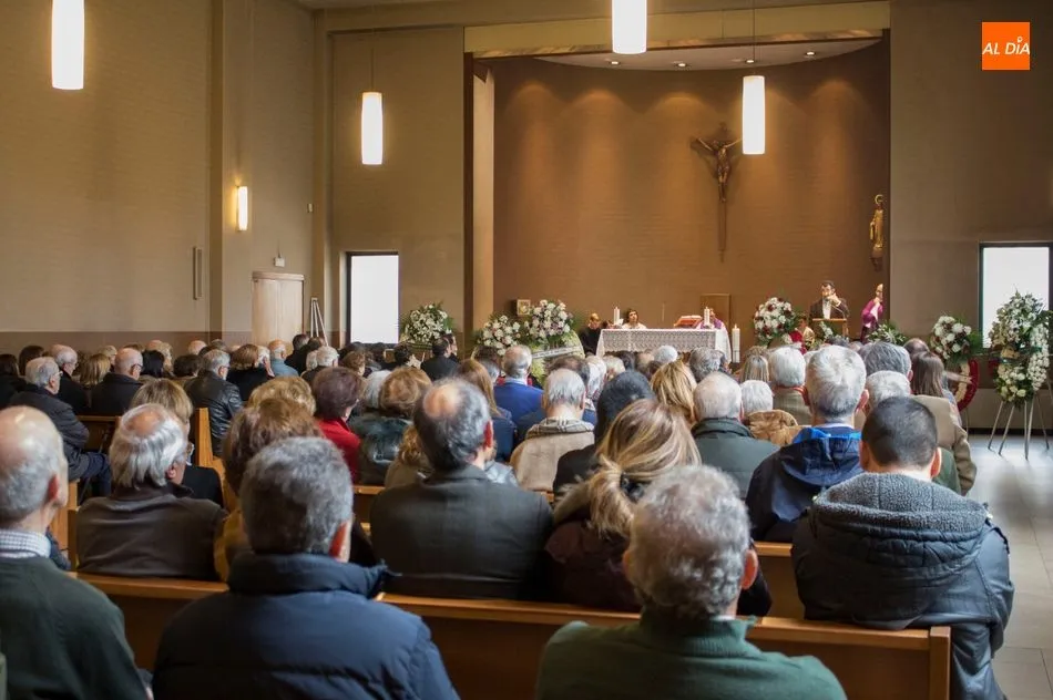 Cálida despedida a Augusto Pimenta / Elena López