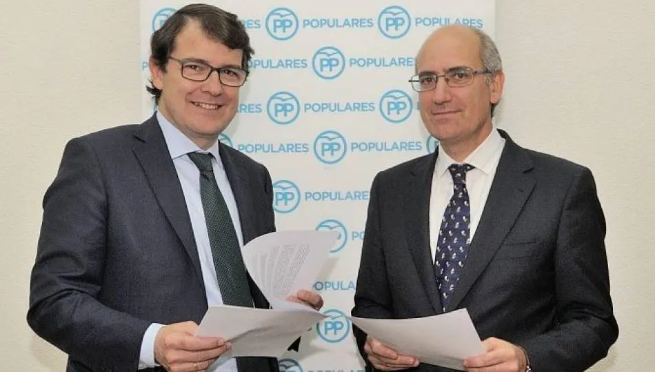Alfonso Fernández Mañueco y Javier Iglesias, presidentes regional y provincial del PP respectivamente