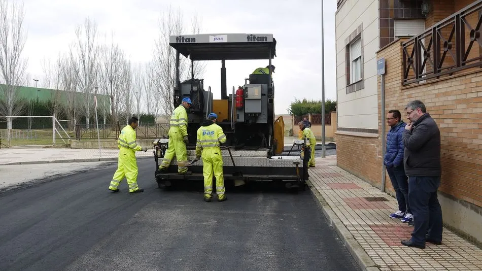 El Ayuntamiento ha comenzado las obras de renovación de calles del municipio