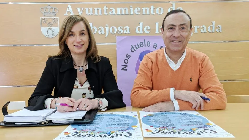 La concejala de Fiestas, Teresa Sánchez, y el alcalde, Pedro Samuel Martín