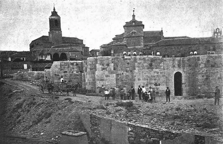 La Basílica de Santa Teresa en Alba de Tormes, más de un siglo de obras