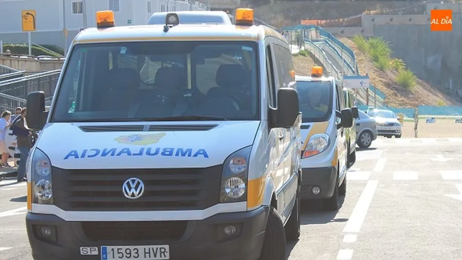 Ambulancias junto al Complejo Asistencial de Salamanca