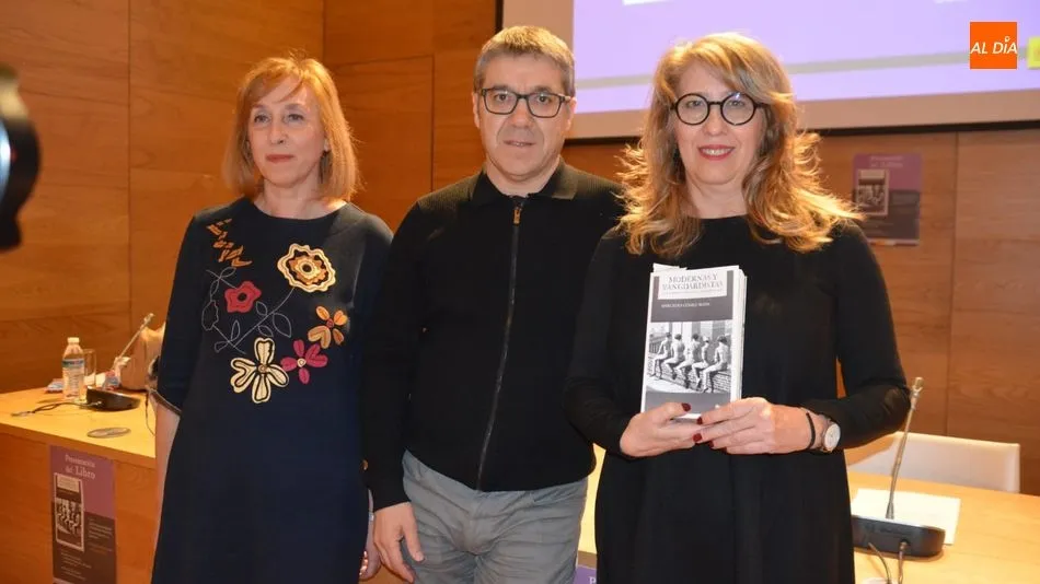 Mercedes Gómez ha estado acompañada por Natividad Ortiz Albear. Foto: Lydia González