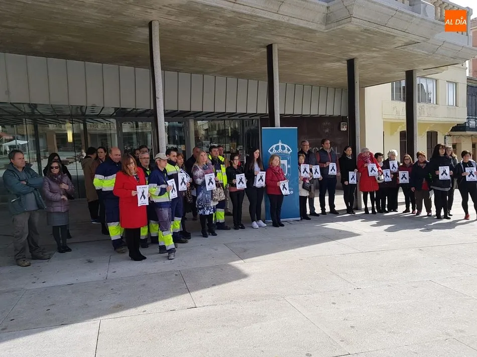 La villa recuerda a las víctimas del 11M