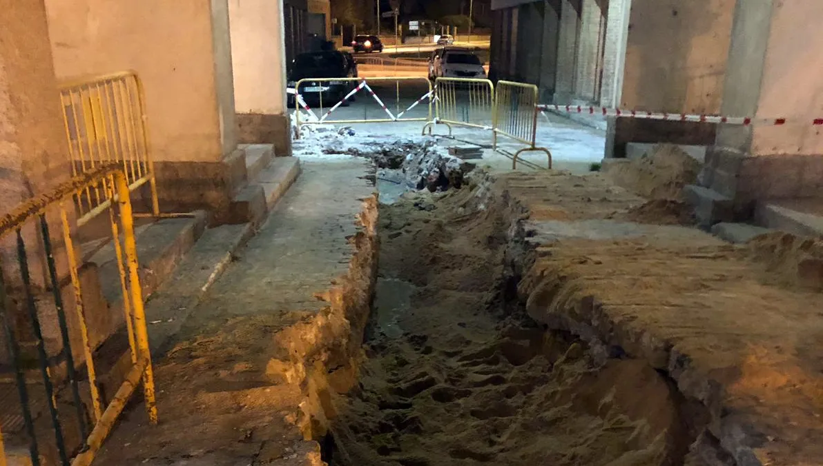 El PSOE afea el comunicado enviado por el PP en relación a la obra de reparación llevada a cabo por el Ayuntamiento en la Plaza Nueva