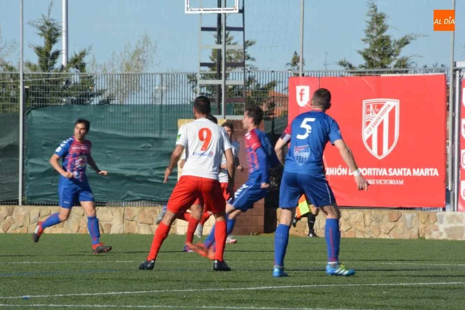 Una acción del choque / Lydia González