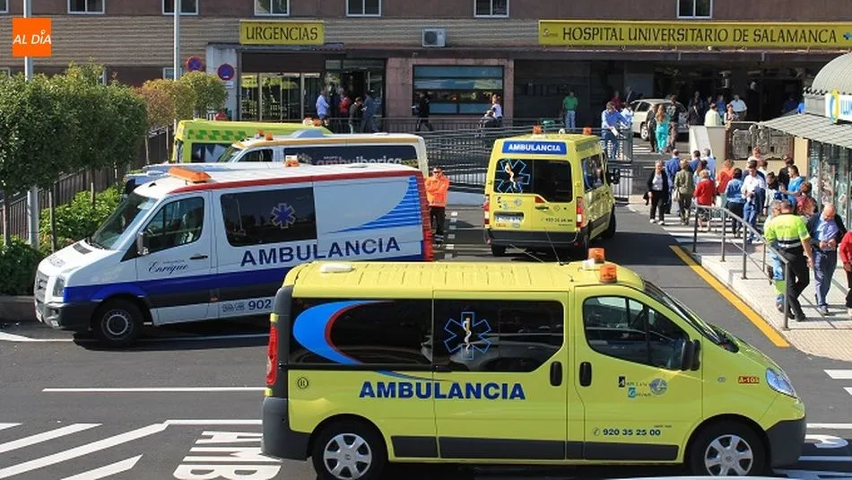 Ambulancias en el Complejo Asistencial de Salamanca
