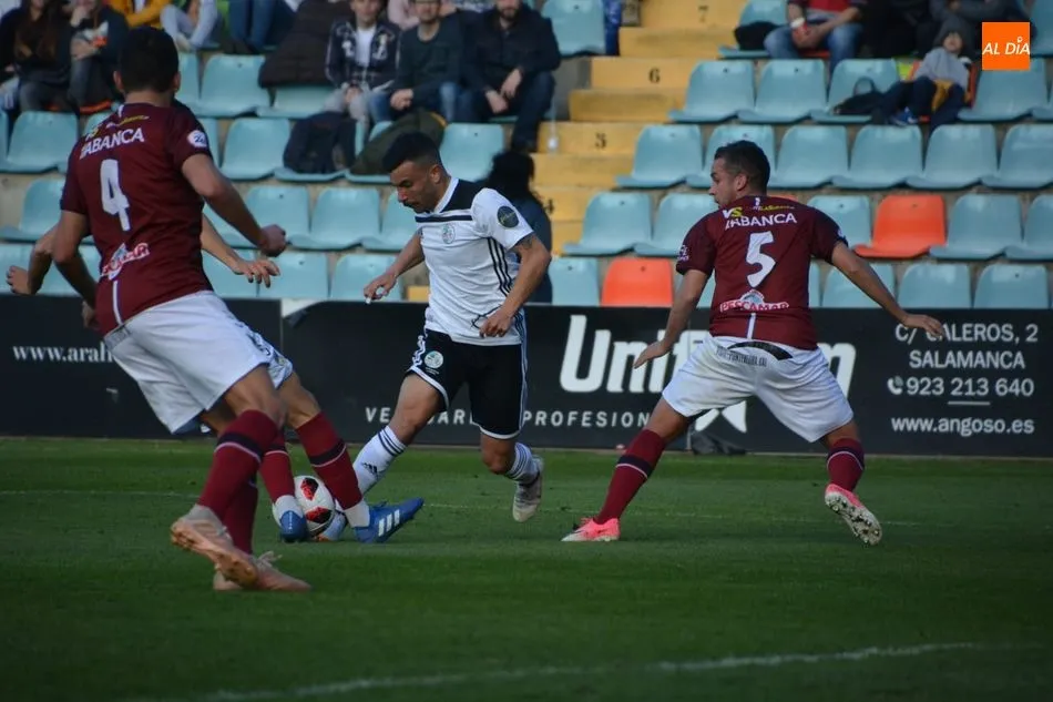 José García, en una acción del Salamanca UDS-Pontevedra / Lydia González