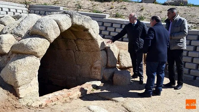 El Presidente de la Diputación de Salamanca realizaba una visita a la recuperada Fuente del Oro y Mancera de Abajo