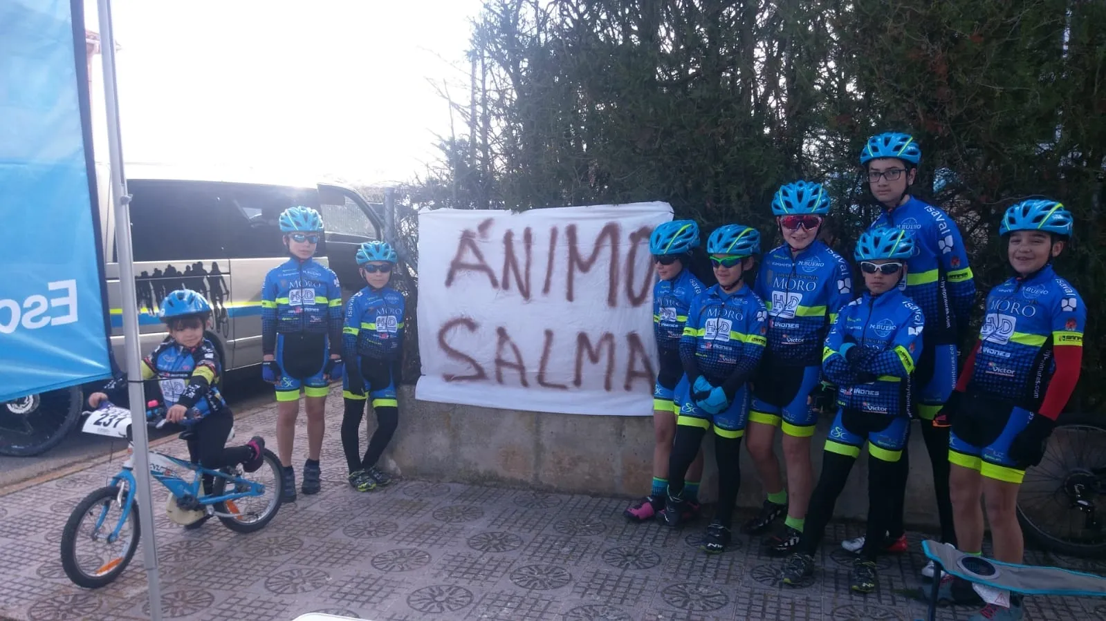 Pancarta en apoyo a Salma