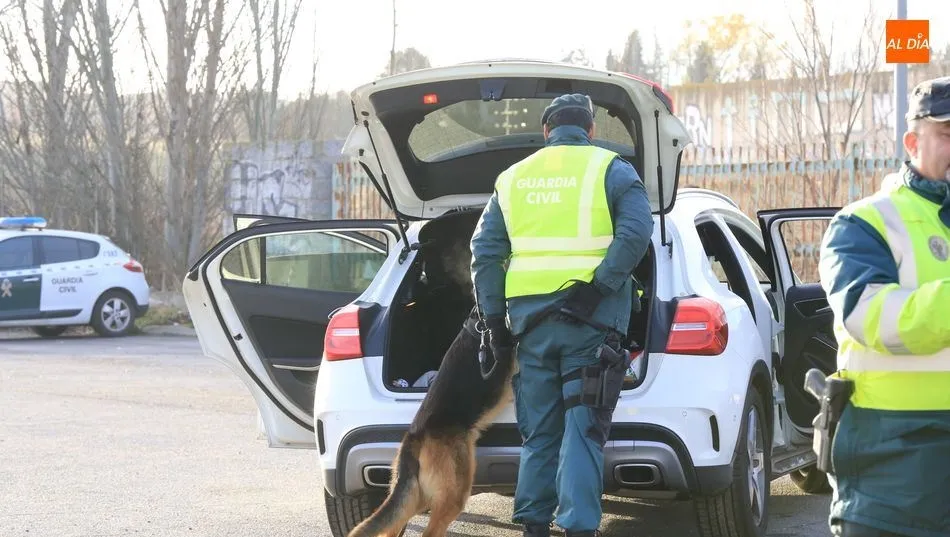 Agentes de la Guardia Civil en una intervención anterior