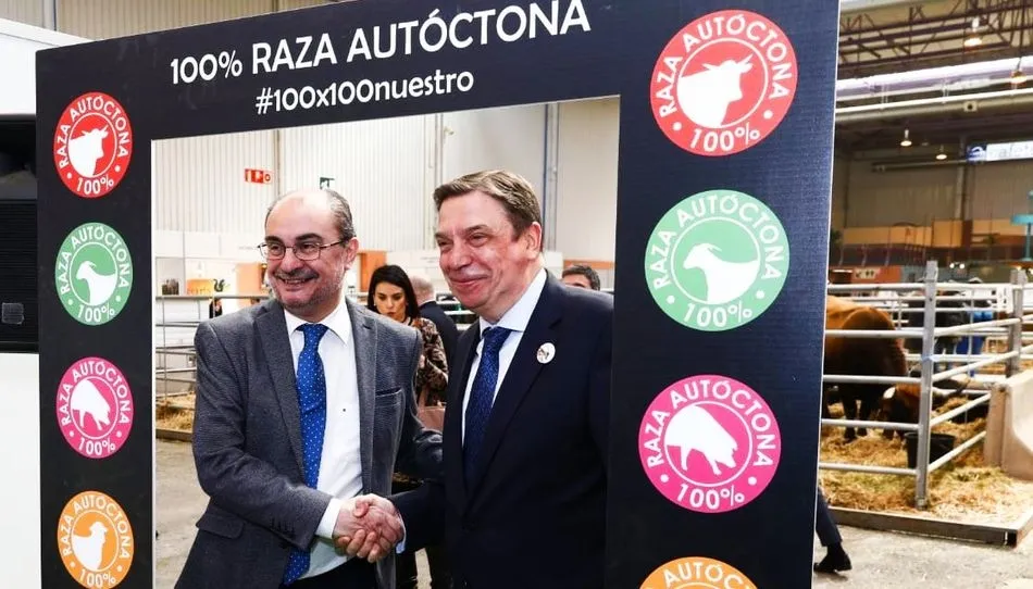 Planas (junto al presidente aragonés) destacó en Zaragoza el importante patrimonio ganadero español, con 165 razas autóctonas