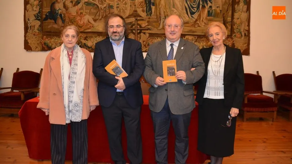 Participantes en el acto de celebración del Día Mundial de la Poesía en la Casa Museo Unamuno. Foto: Lydia González