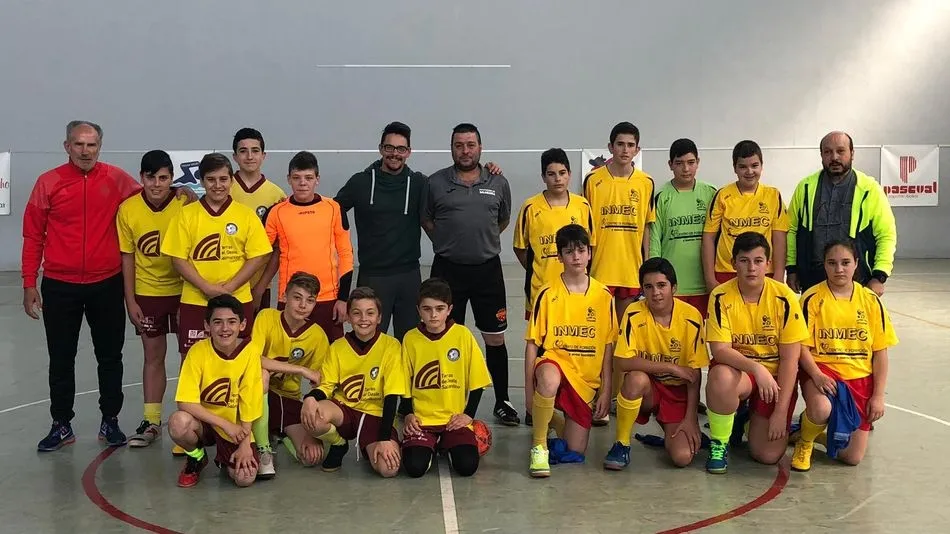 Los Leones de Vitigudino logran el pase a la semifinal intercomarcal de los Juegos Escolares  