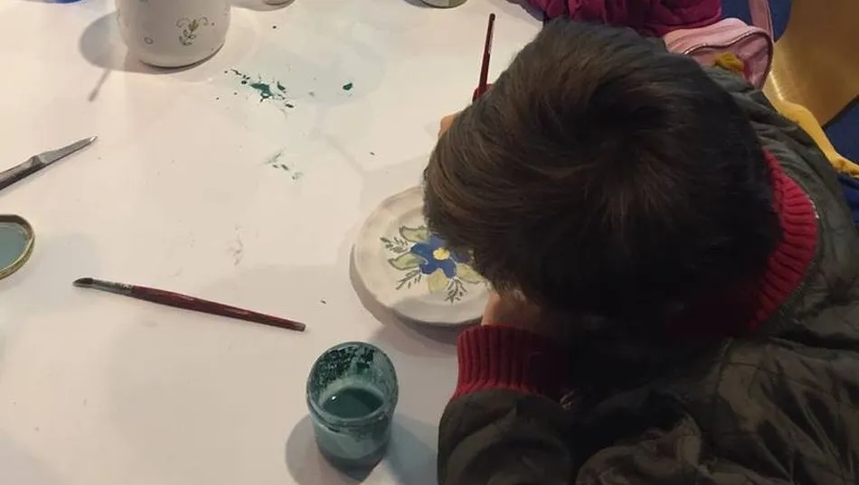 El programa cuenta con terapias individuales y en grupo, participando también la madre. Fotos: Fundación Diagrama