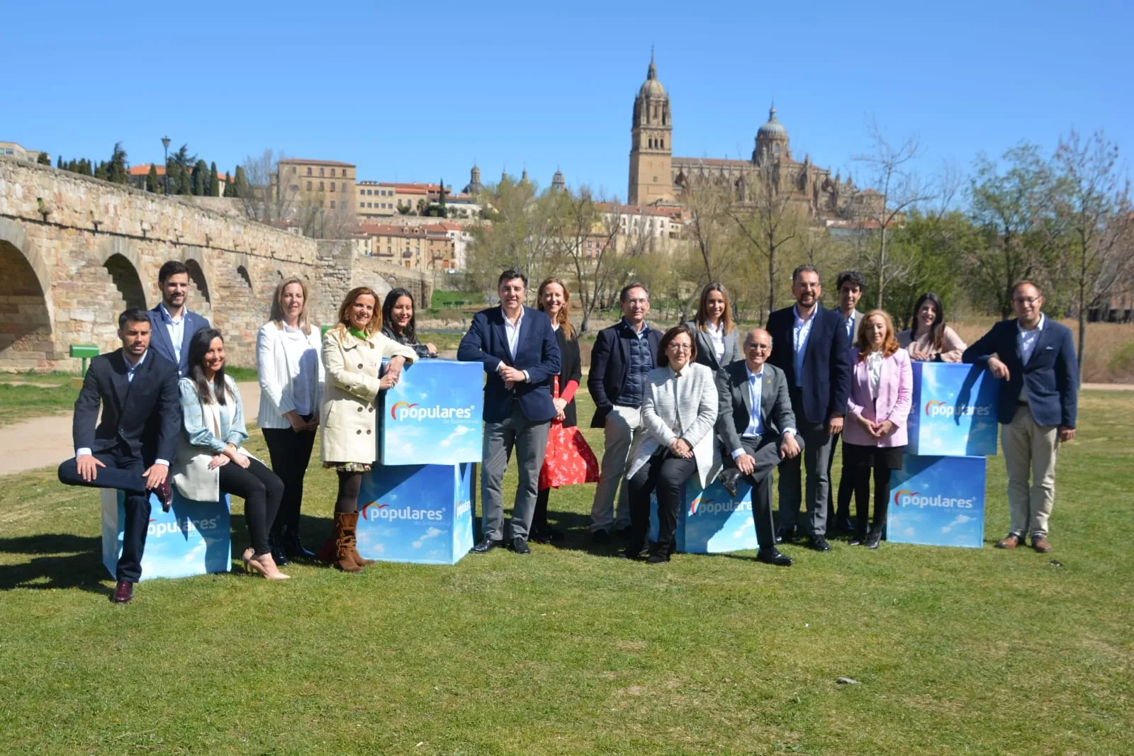 Foto oficial de los candidatos populares. Fotos: Lydia González
