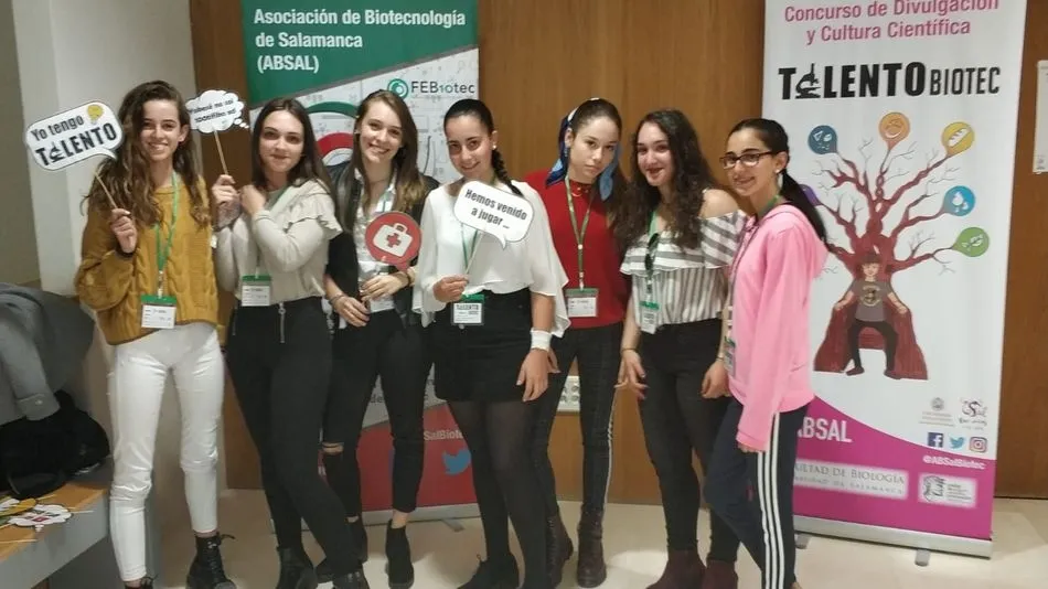 Alumnos del Colegio San Juan Bosco participan en el Concurso de Talento Biotec