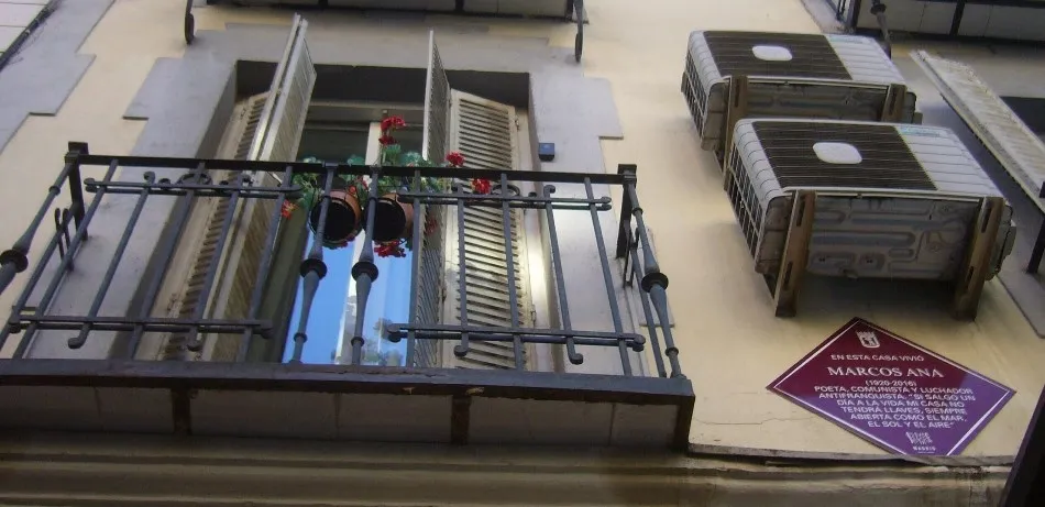 Placa en la casa madrileña de Marcos Ana