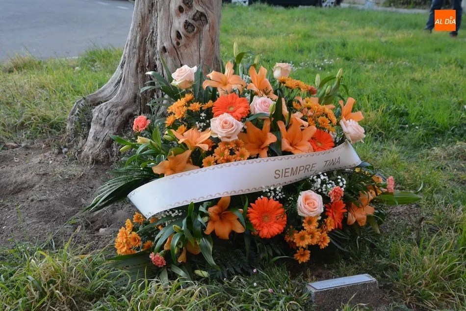 Emotivo homenaje a Tina Martín en el tercer aniversario de su fallecimiento