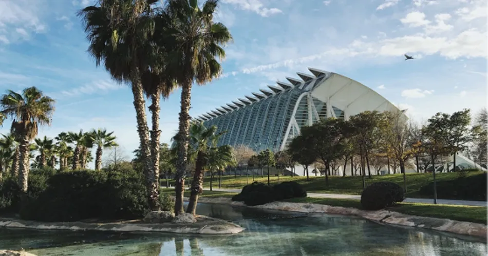 Si estás de vacaciones, encuentra la mejor oferta turística en Valencia       