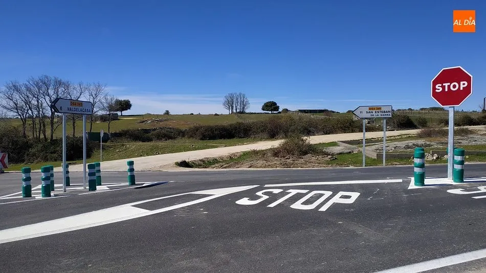 Se ha añadido un stop en el cruce con la carretera de Valdelacasa