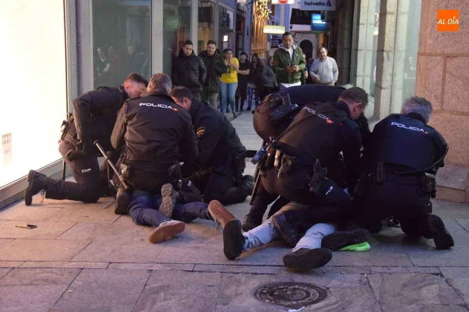 El momento de la detención / Eva Fernández